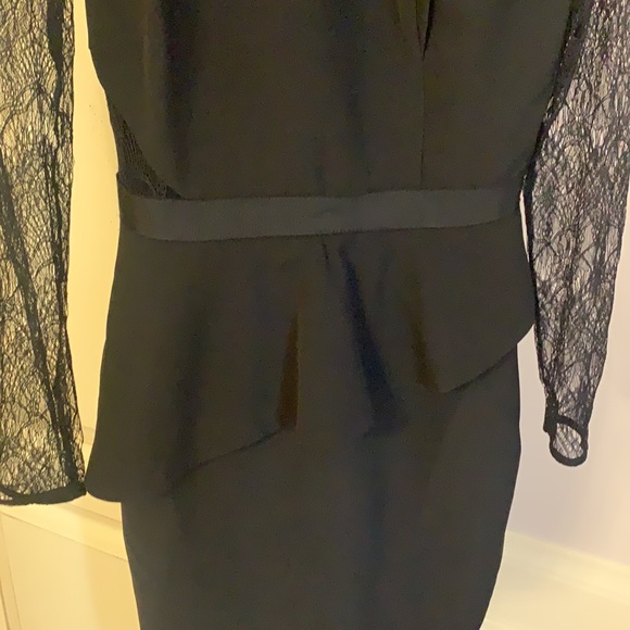 Black dress - Picture 2 of 3